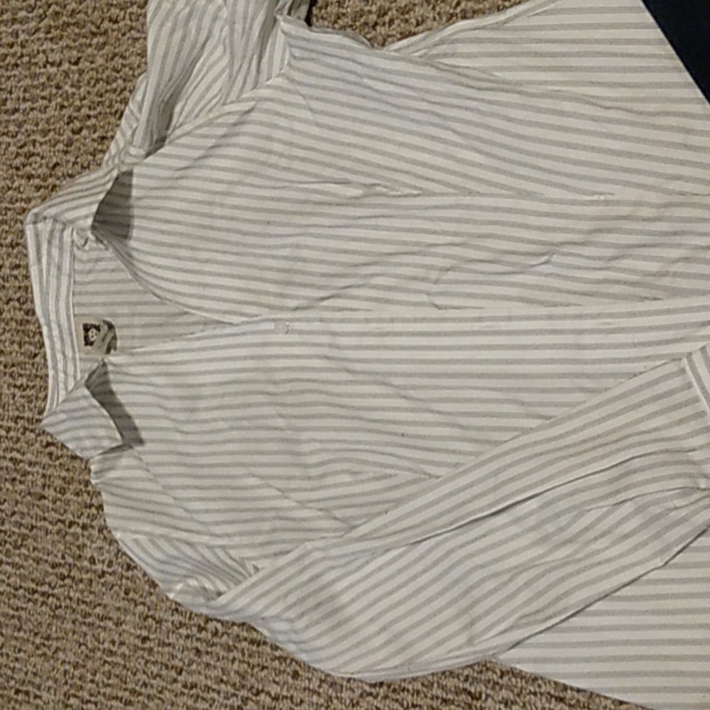 Woman's Long Sleeve Button Down Dress Shirt